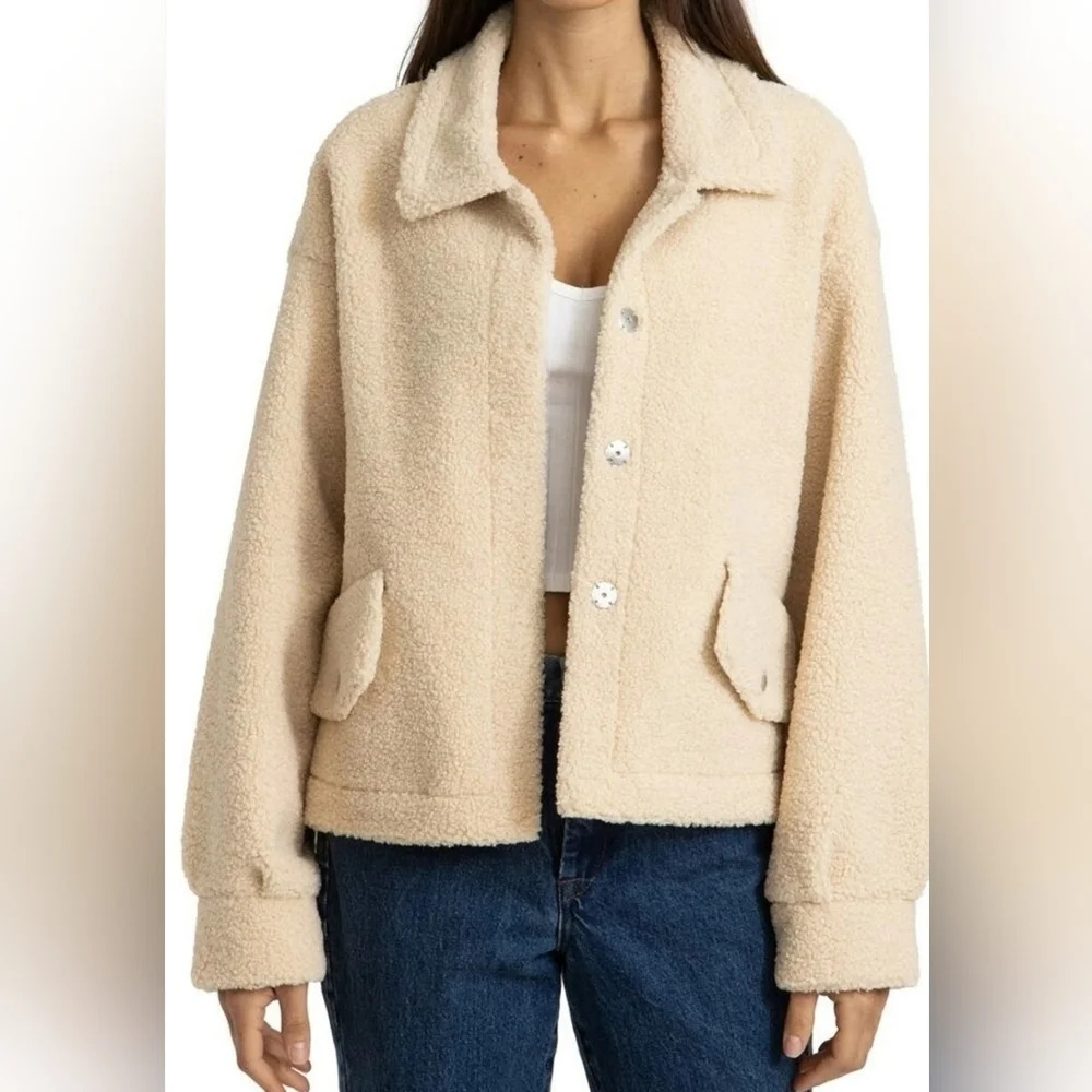 NWT Blank NYC Oversized Sherpa Fleece Teddy Jacket in Cream/Ivory, Size XL.